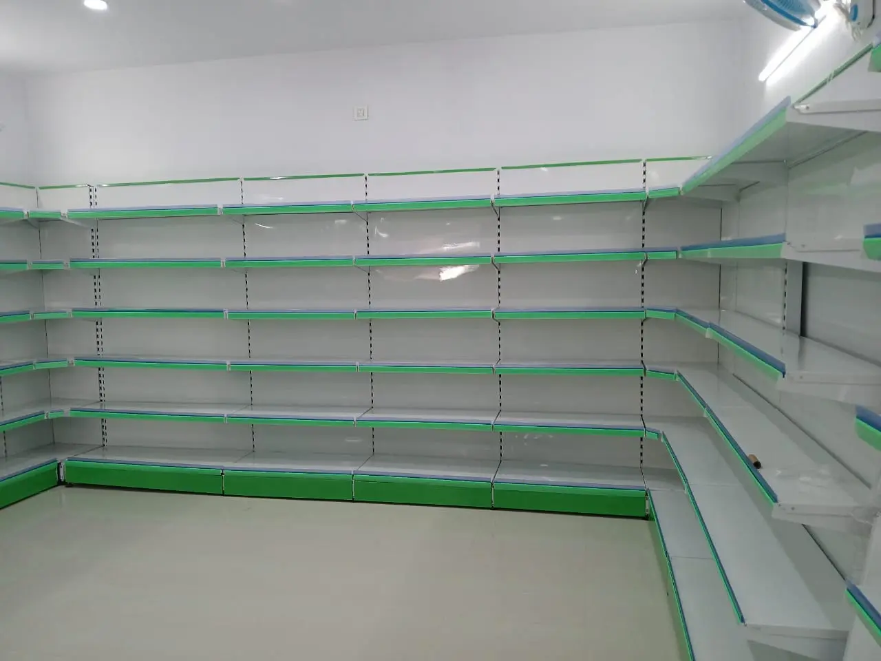 627010427_Supermarket racks  installation Ranchi1.webp